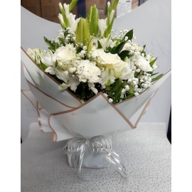 Elegant white Standing Bouquet